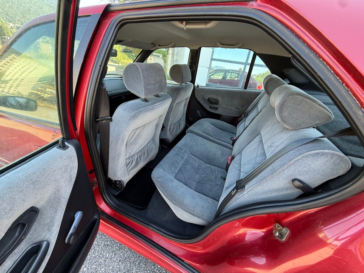PEUGEOT 306 2.0 16V XSi Edition-image-12