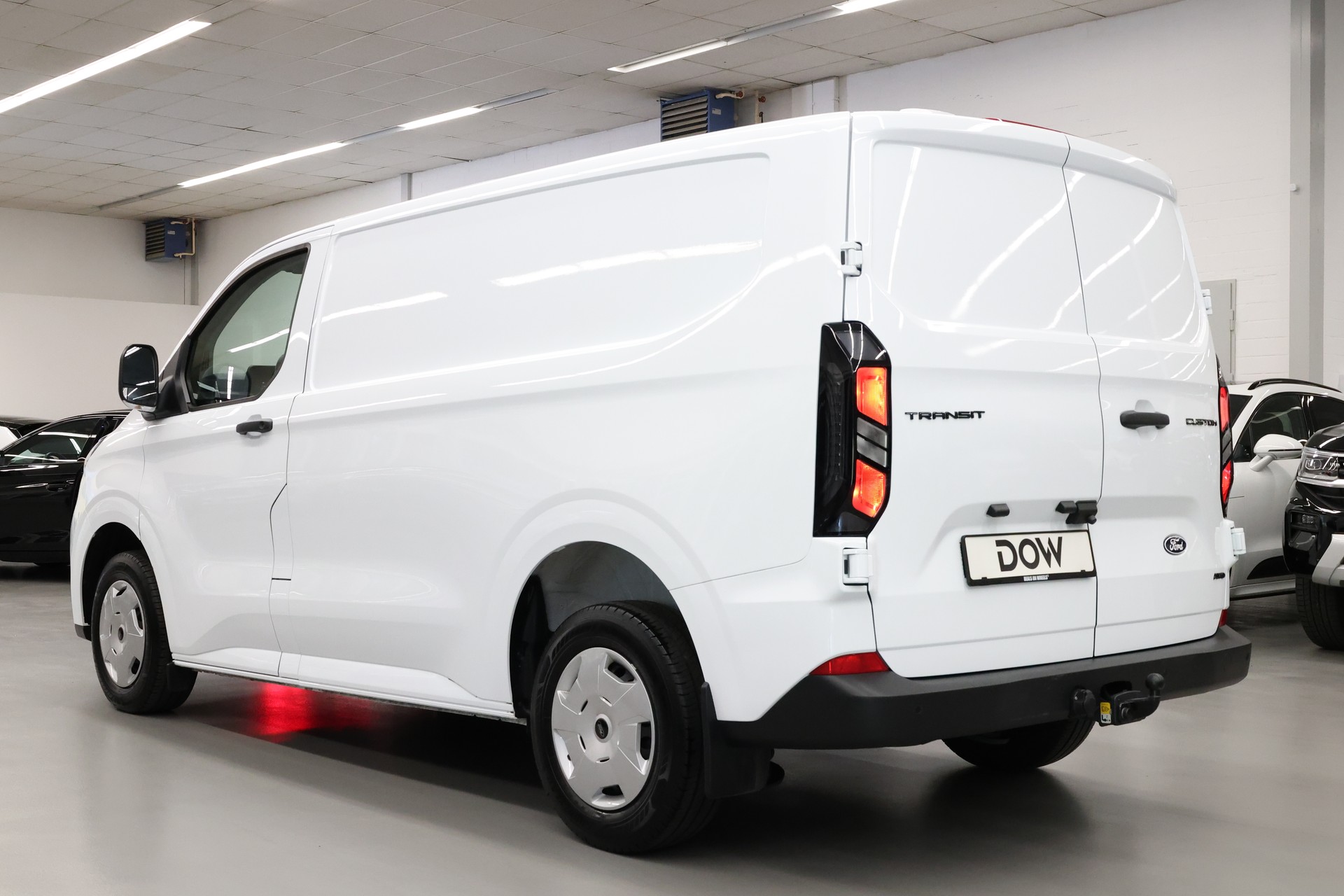 FORD Transit Custom Van 320 L1 2.0 EcoBlue 170 Trend 4x4-showroom-element-3