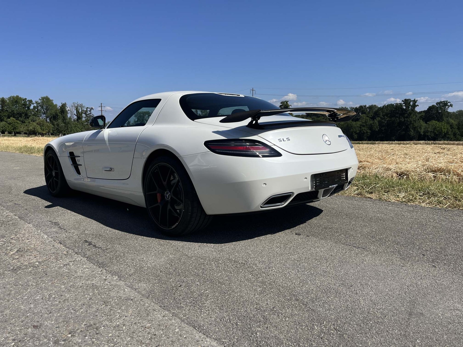 MERCEDES-BENZ SLS AMG GT Final Edition Coupé-image-4