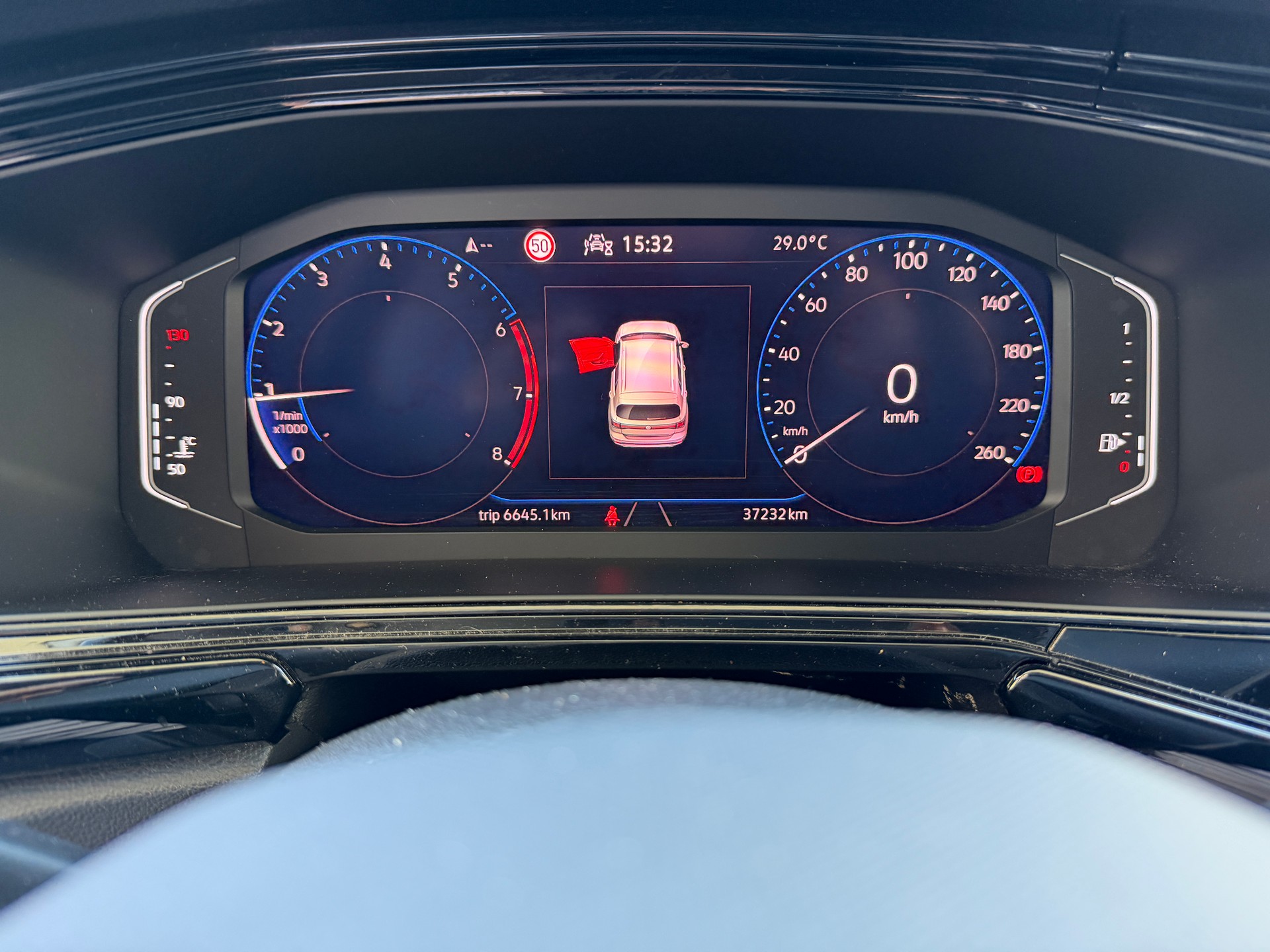 VW T-Cross 1.0 TSI Life Selection-image-3