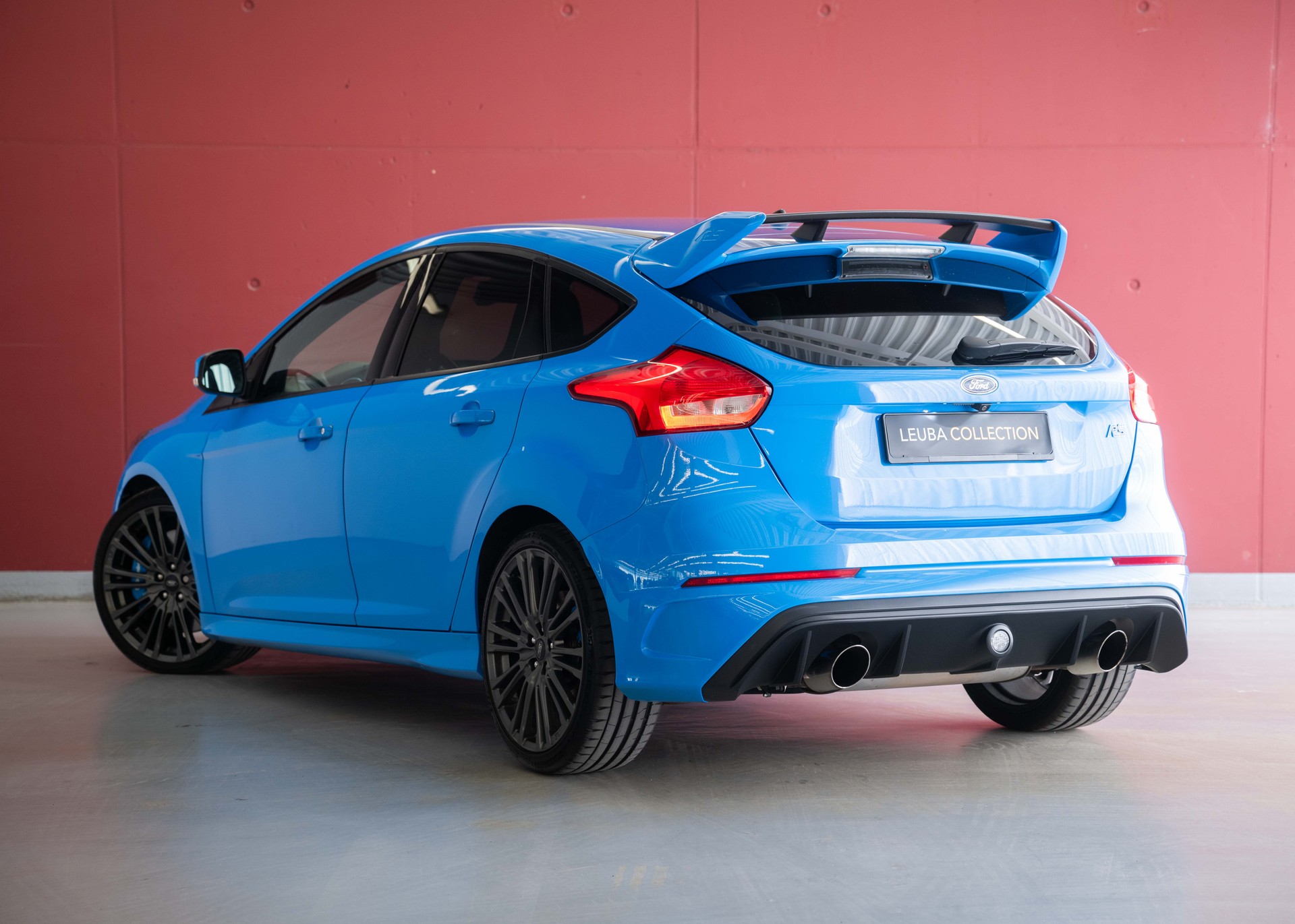 FORD Focus 2.3 EcoBoost RS AWD (2nd hand Swiss car, RS-Performance pack, sublime condition, full Ford service history)-showroom-element-1
