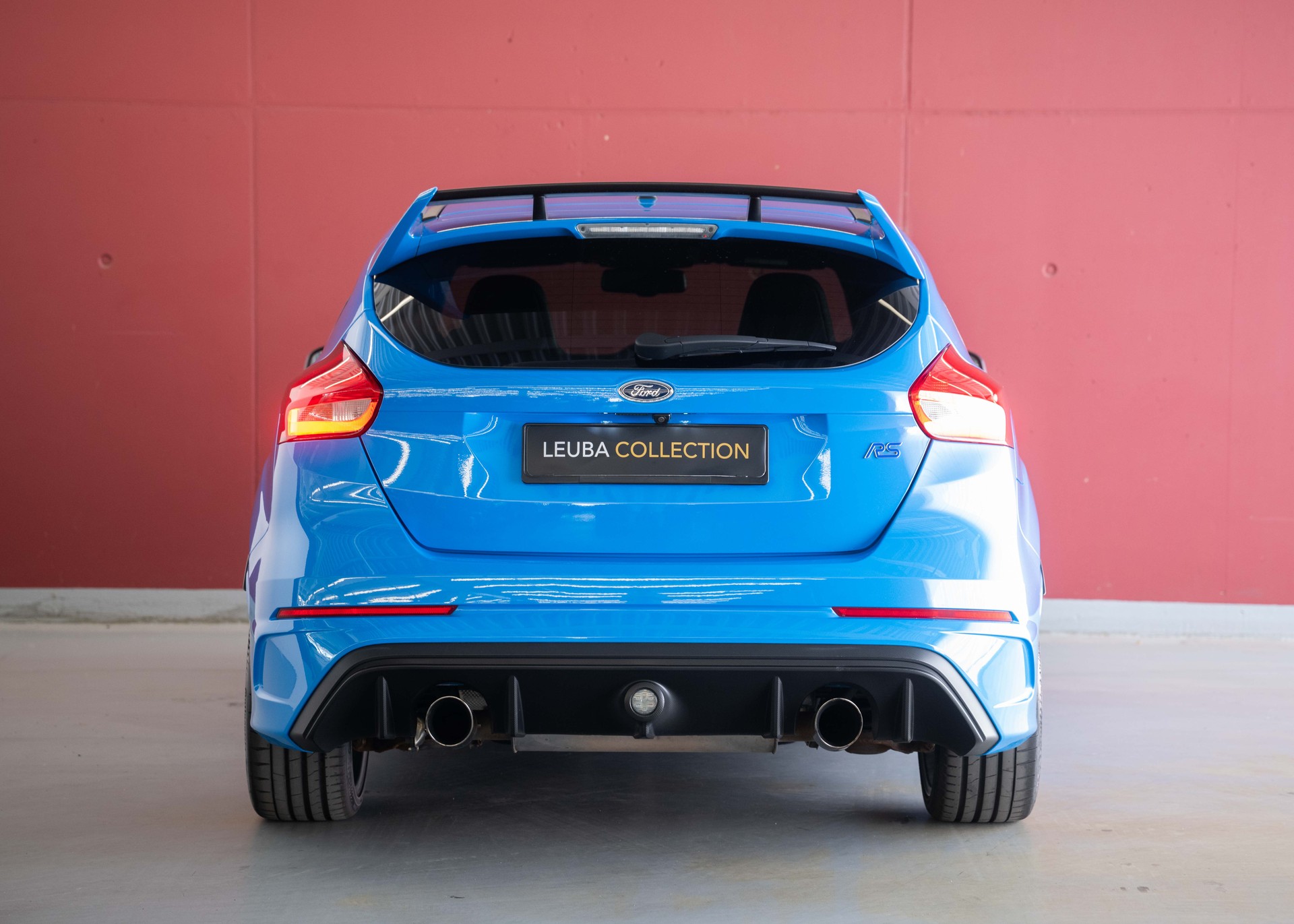 FORD Focus 2.3 EcoBoost RS AWD (2nd hand Swiss car, RS-Performance pack, sublime condition, full Ford service history)-showroom-element-3