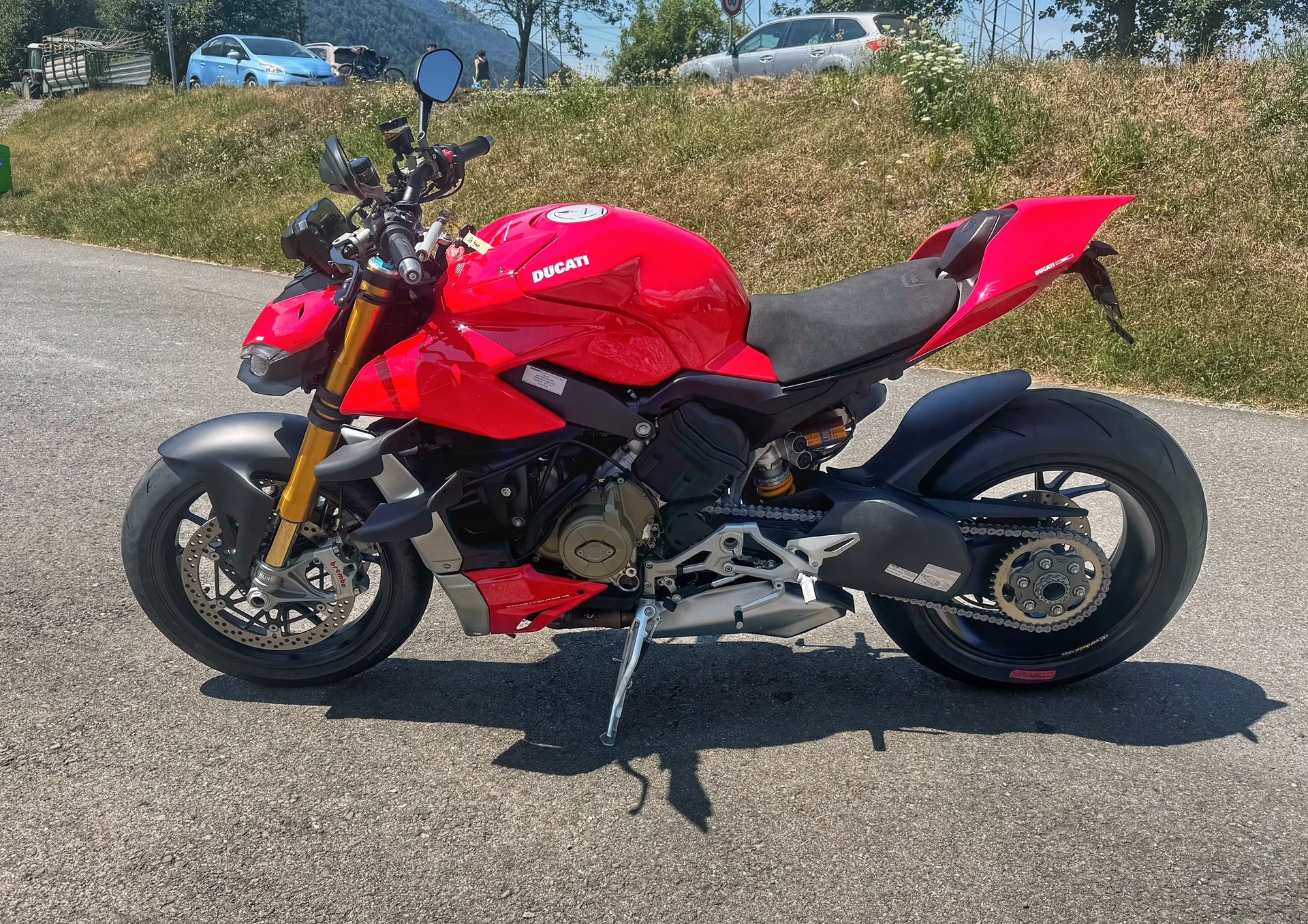 DUCATI Streetfighter V4 S-image-1