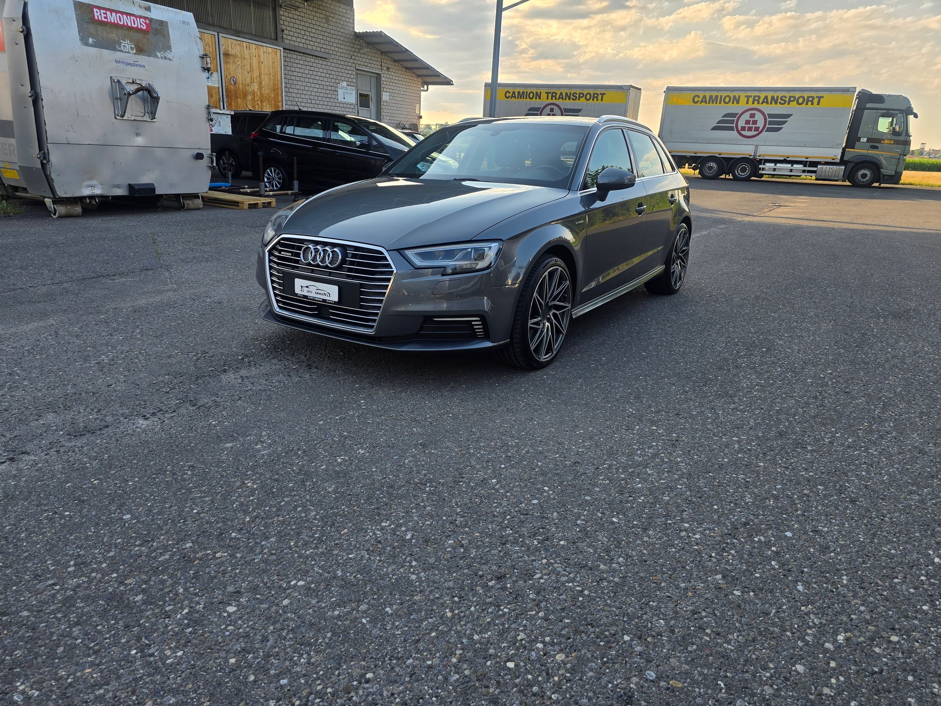 AUDI A3 Sportback 1.4 e-tron Sport S-tronic-showroom-element-2