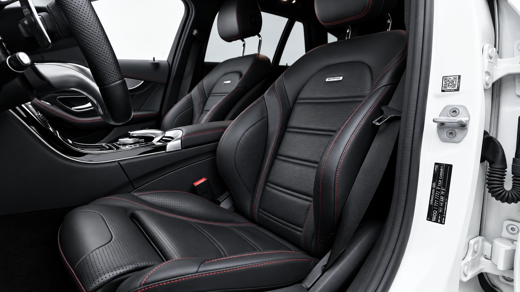 MERCEDES-BENZ C 63 AMG Speedshift-image-6