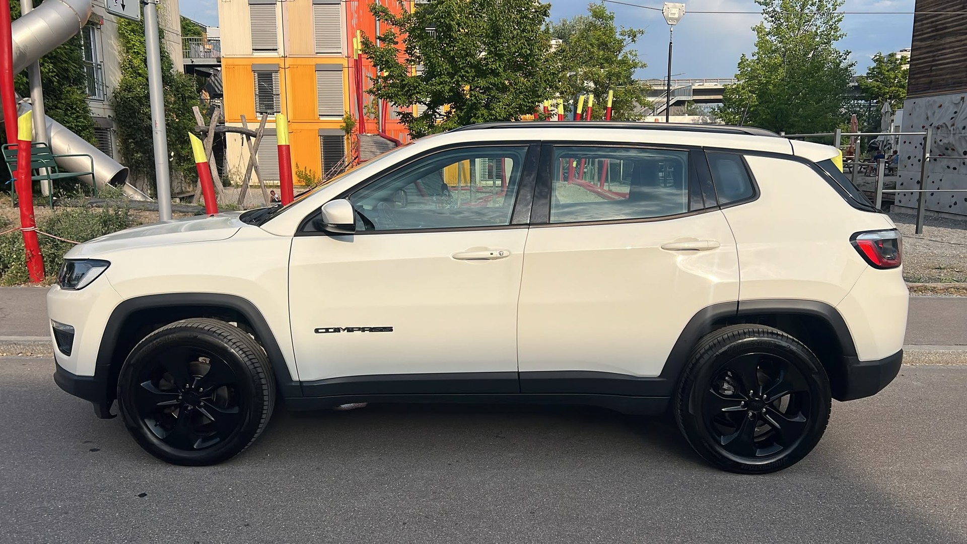 JEEP Compass 2.0CRD Night Eagle AWD 9ATX-showroom-element-3