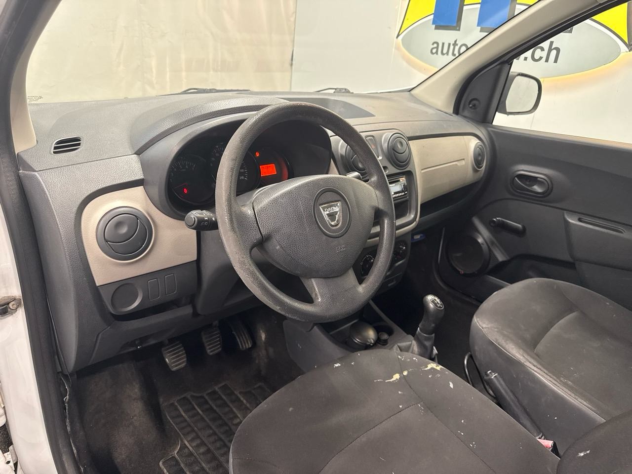 DACIA Lodgy 1.6-showroom-element-2