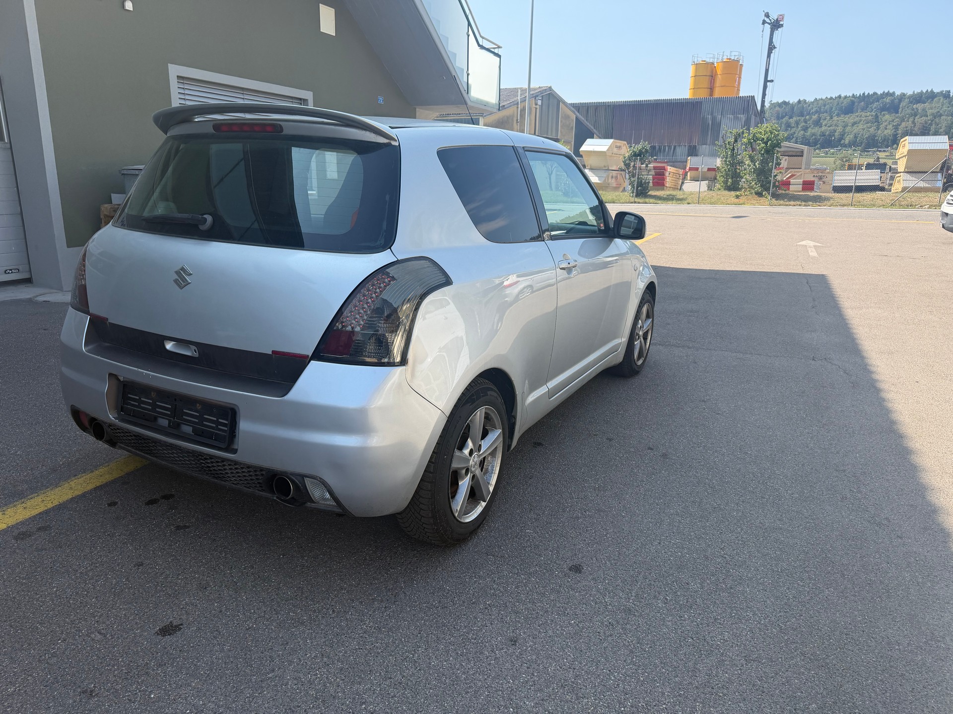 SUZUKI Swift 1.6i 16V Sport-image-5