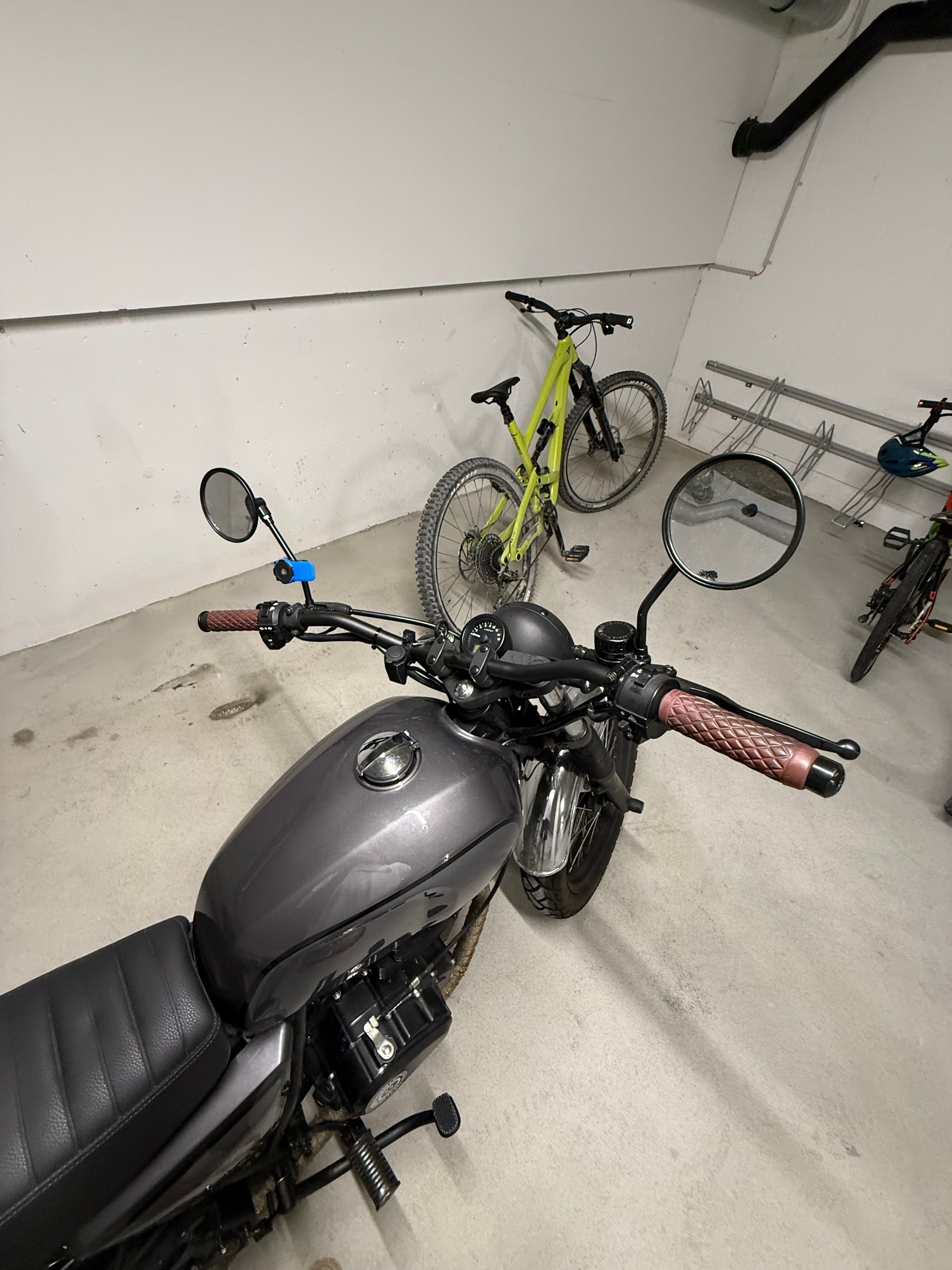 BRIXTON Brixton BX125R Cafe Racer-image-6