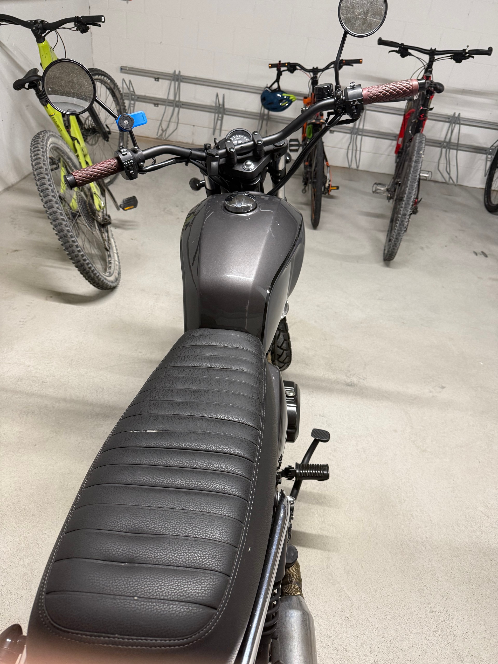 BRIXTON Brixton BX125R Cafe Racer-image-10