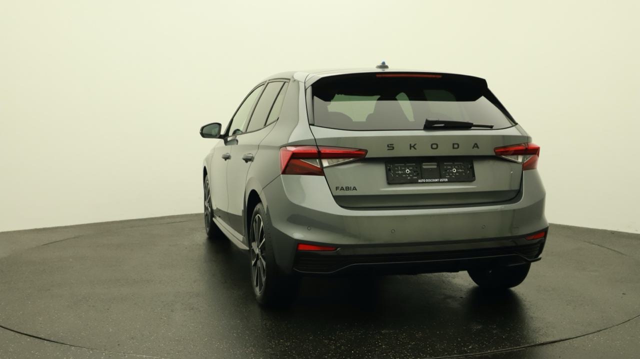 SKODA Fabia 1.0 TSI Monte Carlo DSG-showroom-element-3