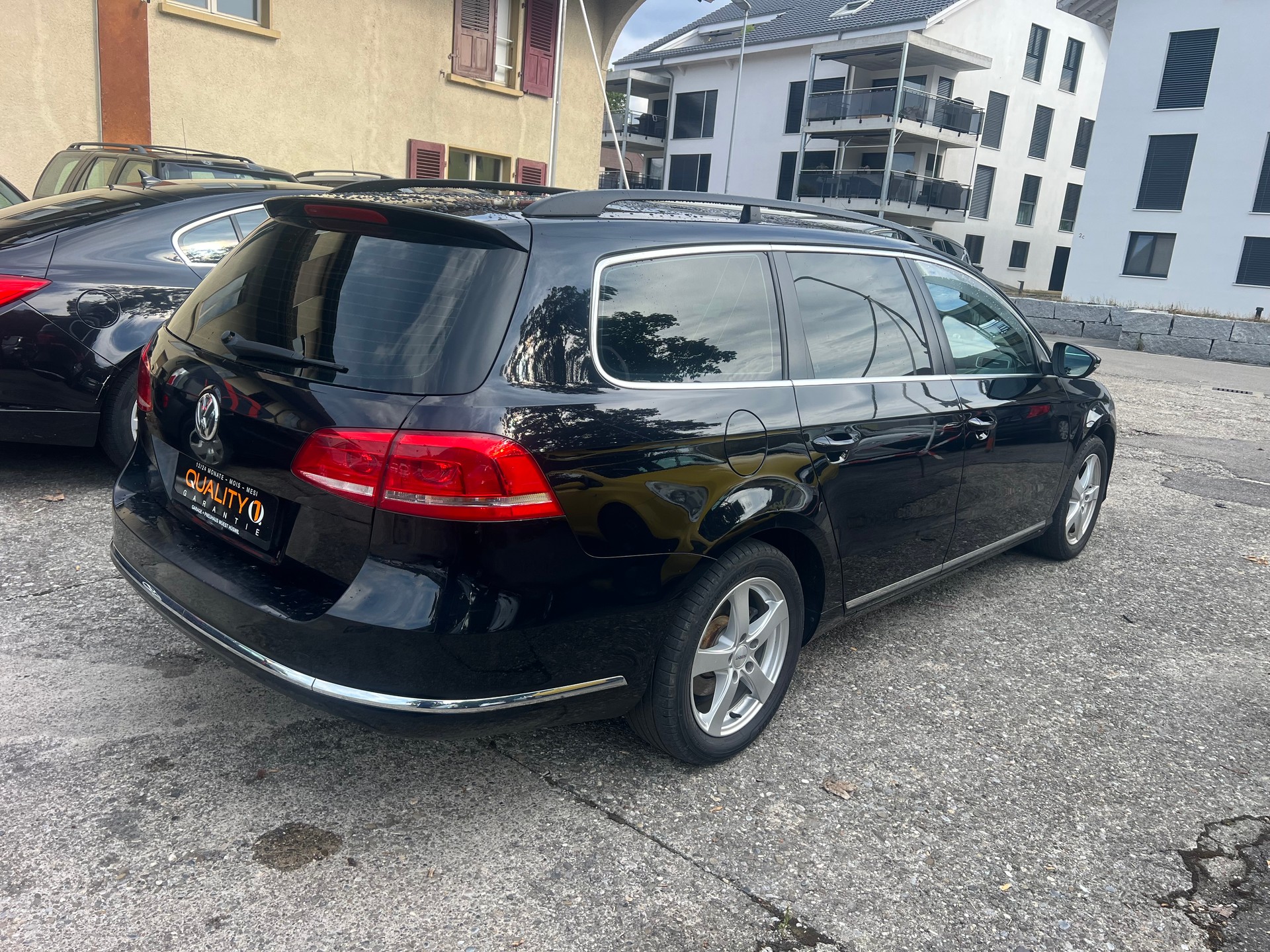 VW Passat Variant 2.0 TDI BMT R-Line Design-image-4