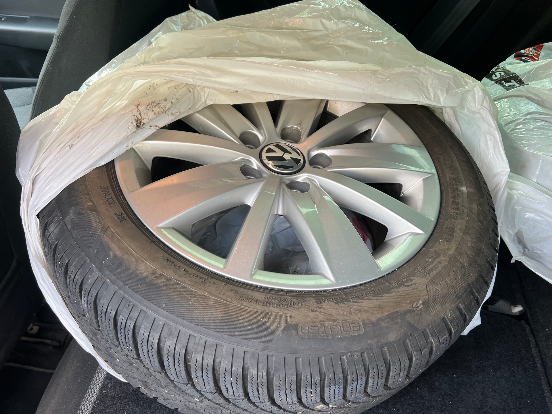 VW Passat Variant 2.0 TDI BMT R-Line Design-image-10