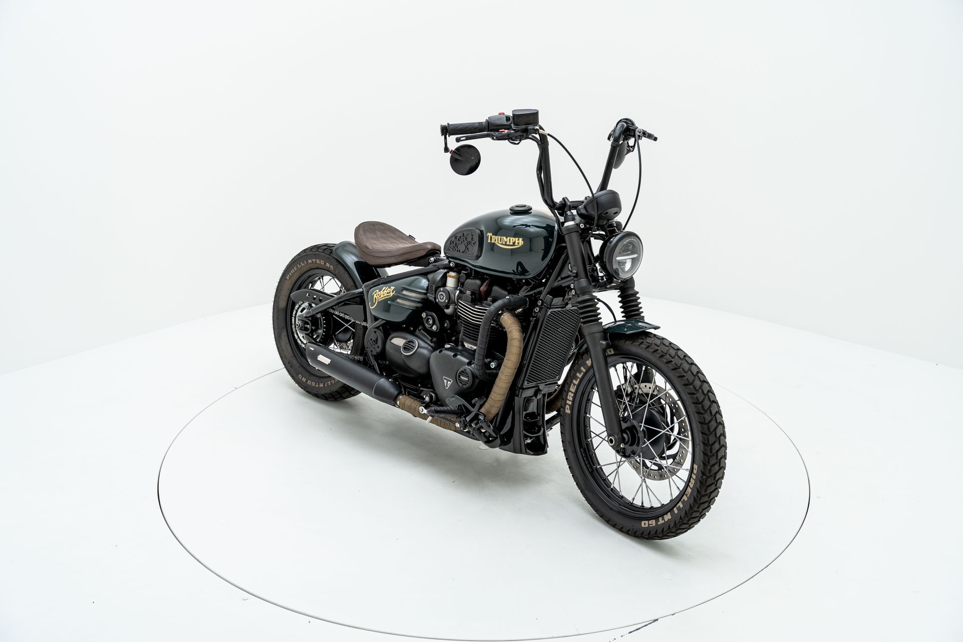 TRIUMPH Bonneville 1200 Bobber ABS-image-1