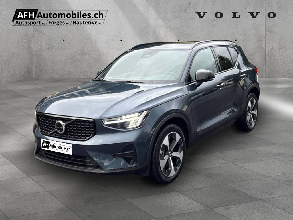VOLVO XC40 2.0 B3 MH Plus Dark