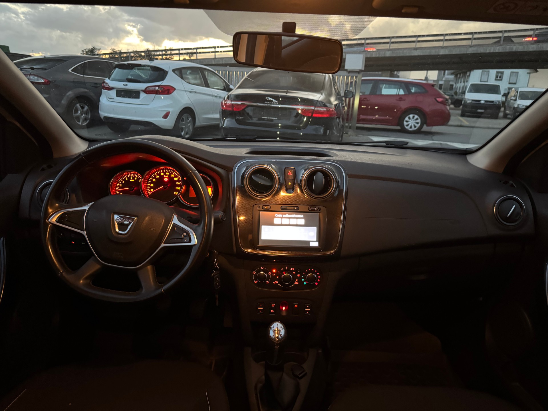 DACIA Logan MCV 0.9 Stepway Unlimited Garantie 2 ans expertiser du jour-image-12