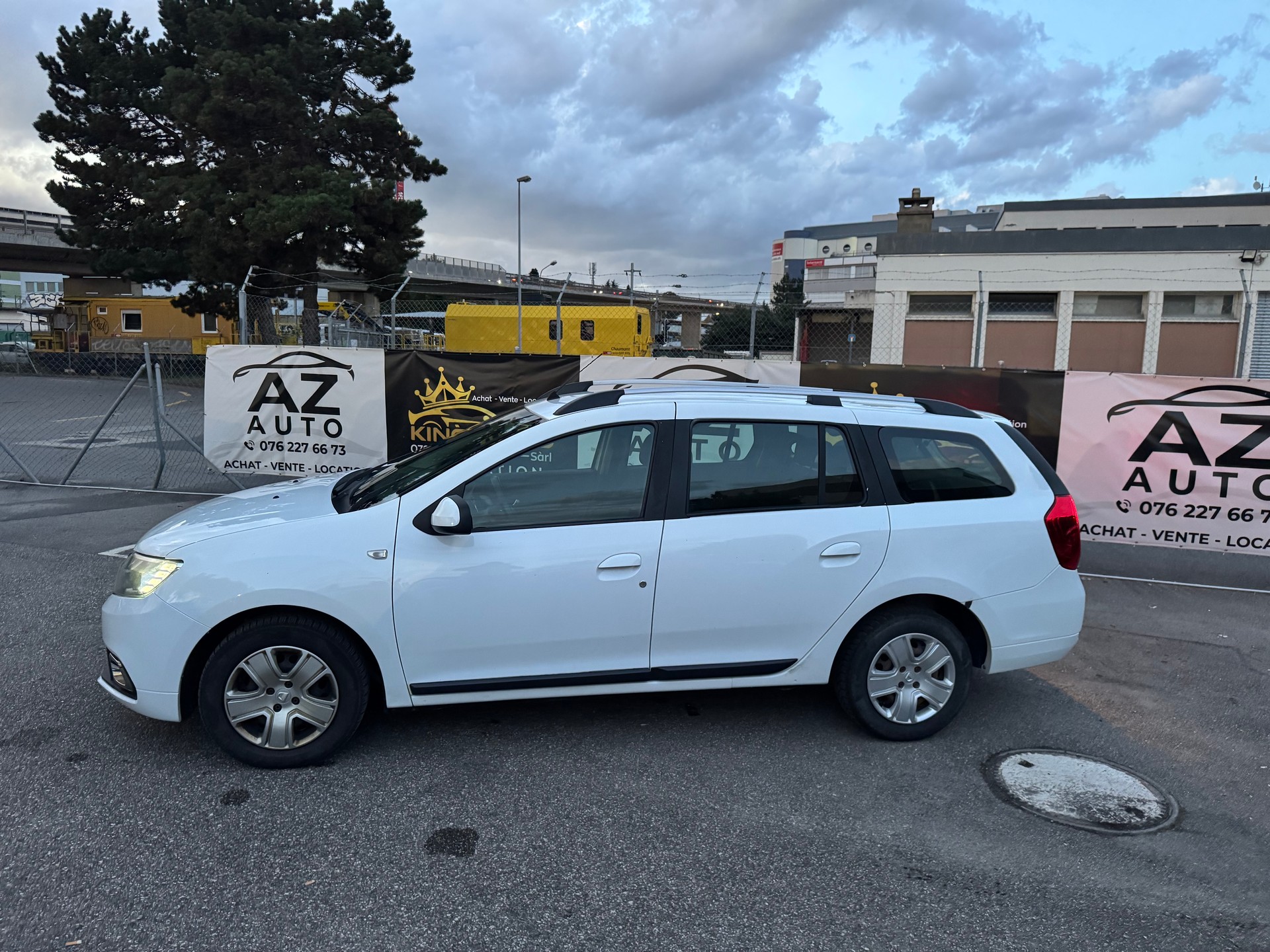 DACIA Logan MCV 0.9 Stepway Unlimited Garantie 2 ans expertiser du jour-showroom-element-2