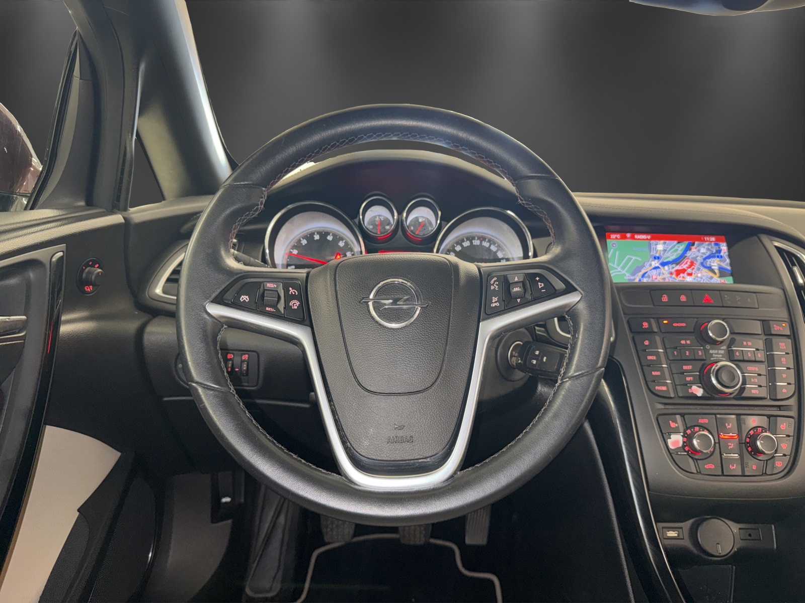 OPEL Cascada 1.6i 16V Cosmo-image-12