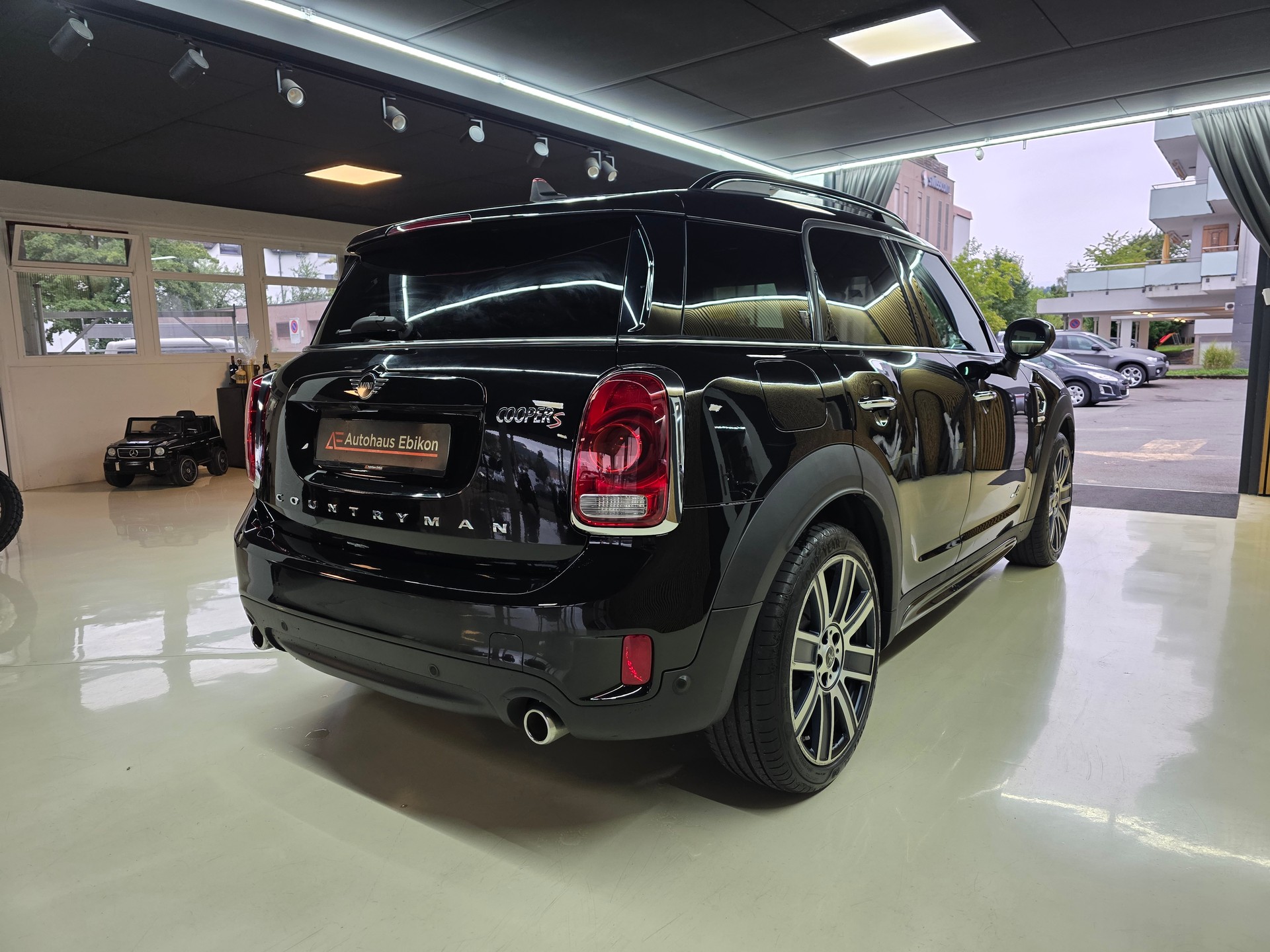 MINI Countryman Cooper S Trafalgar ALL4 Steptronic-image-7
