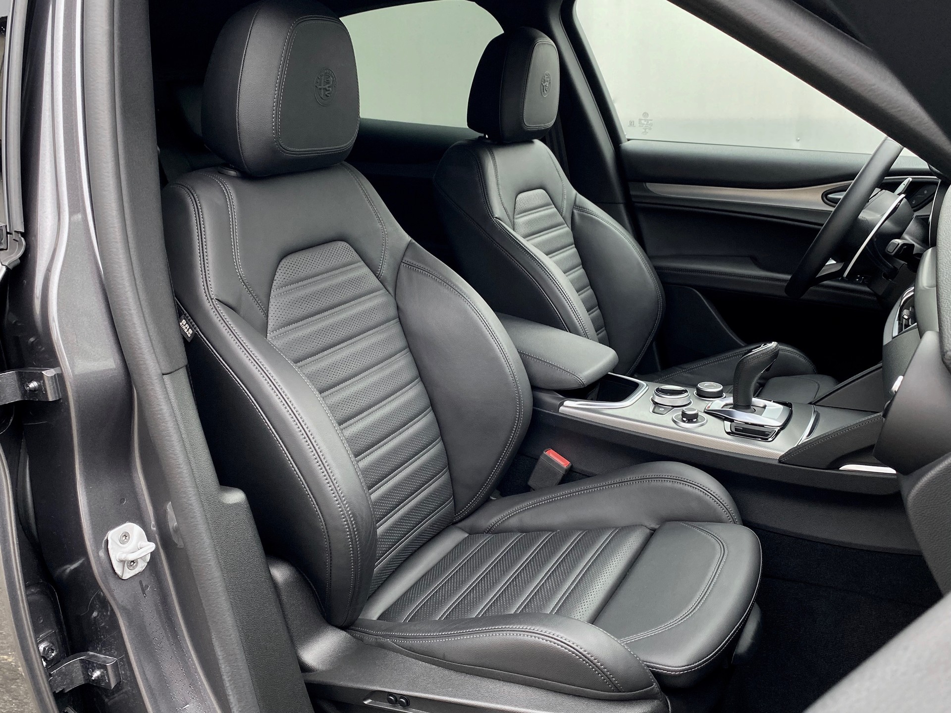 ALFA ROMEO Stelvio 2.0TB *Swiss*Veloce*Q4*Automatica*Facelift*-image-23