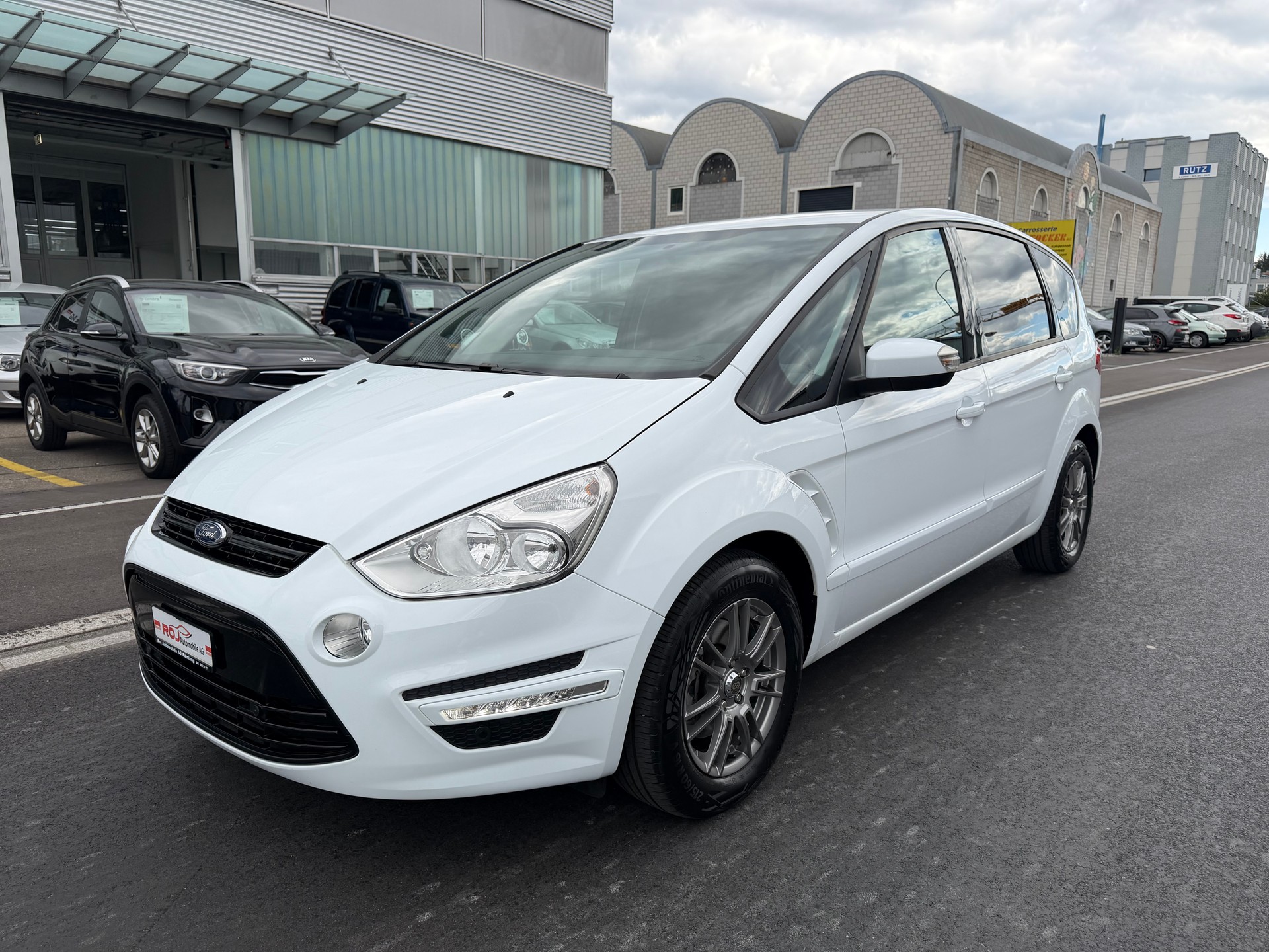 FORD S-Max 1.6 SCTi Carving-showroom-element-1