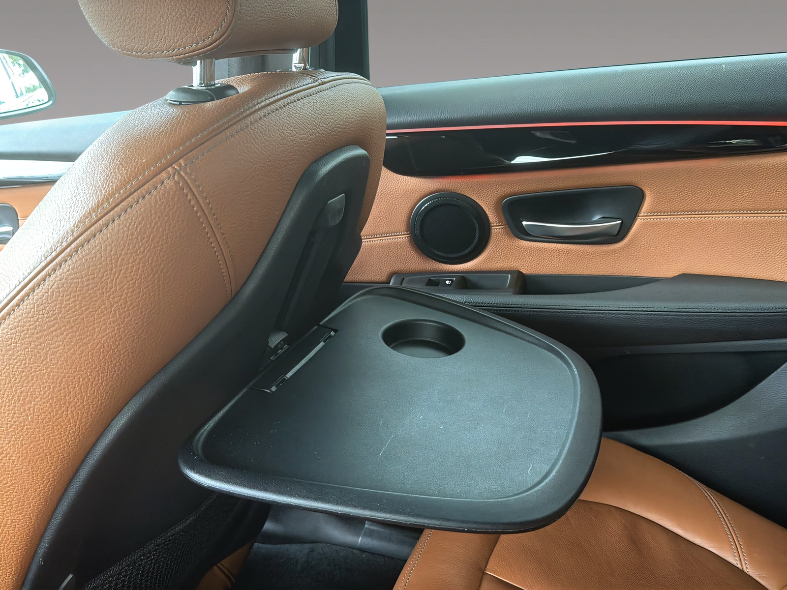 BMW BMW 2er F46 Gran Tourer 218d-image-14