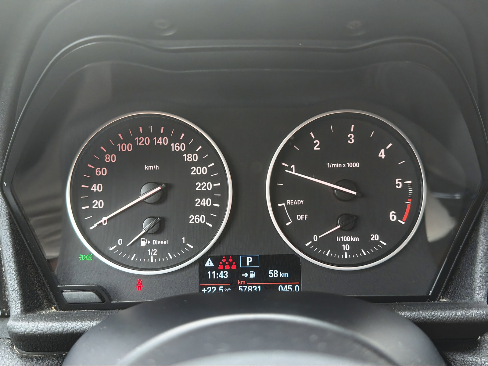BMW BMW 2er F46 Gran Tourer 218d-image-8