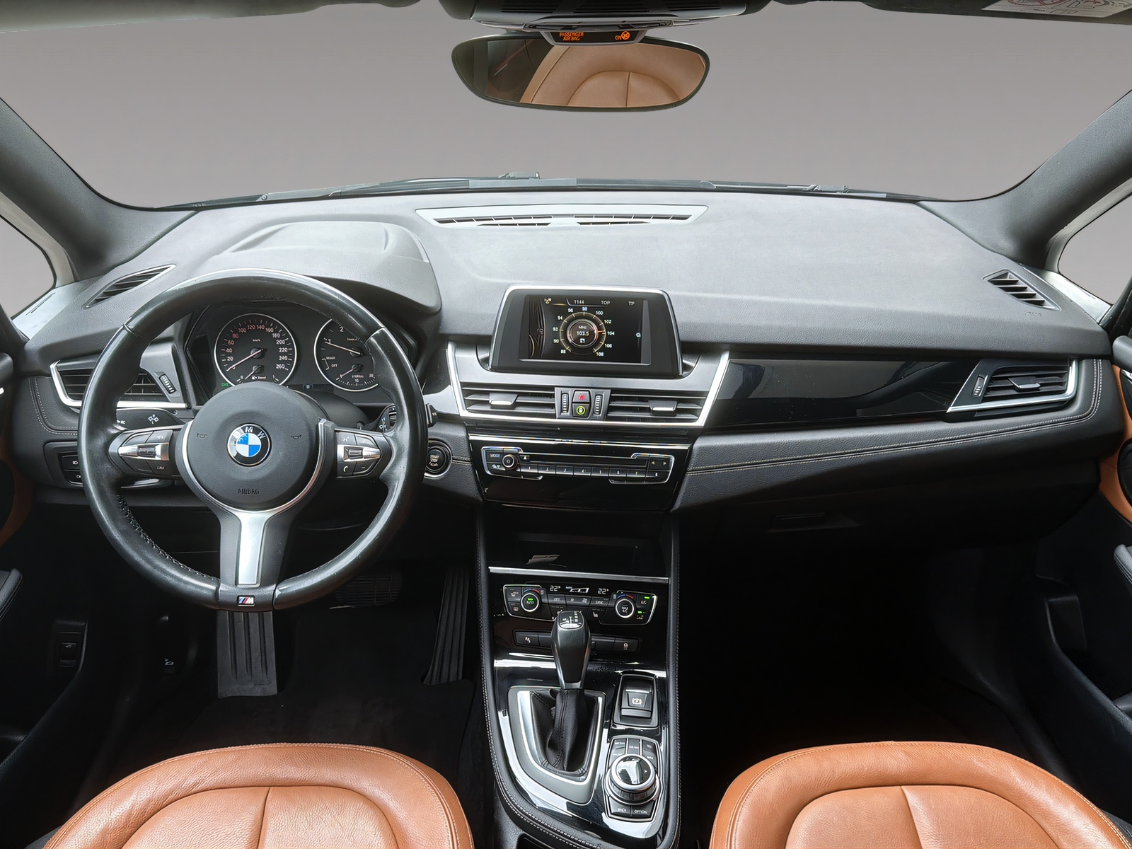 BMW BMW 2er F46 Gran Tourer 218d-image-5