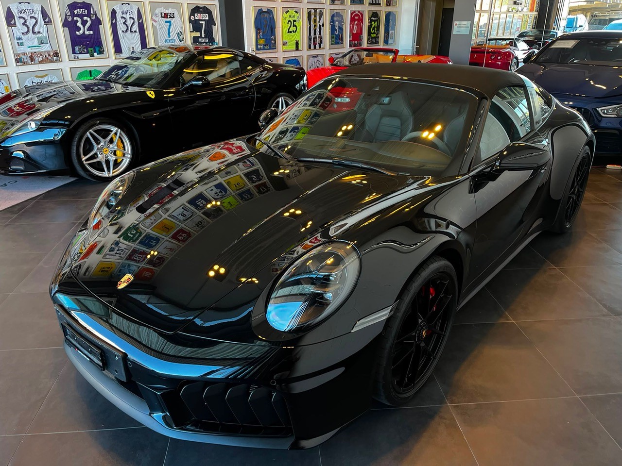 PORSCHE 911 Targa 3.6 Carrera 4 GTS PDK-showroom-element-3
