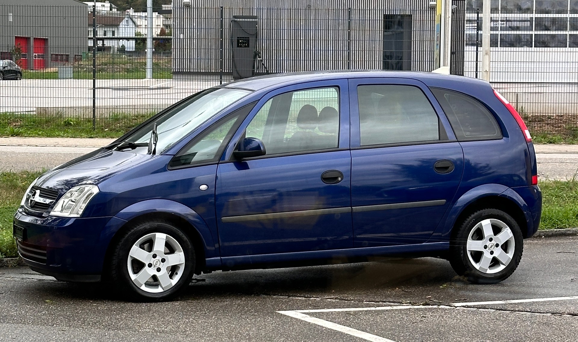 OPEL Meriva 1.6i 16V Essentia-showroom-element-1