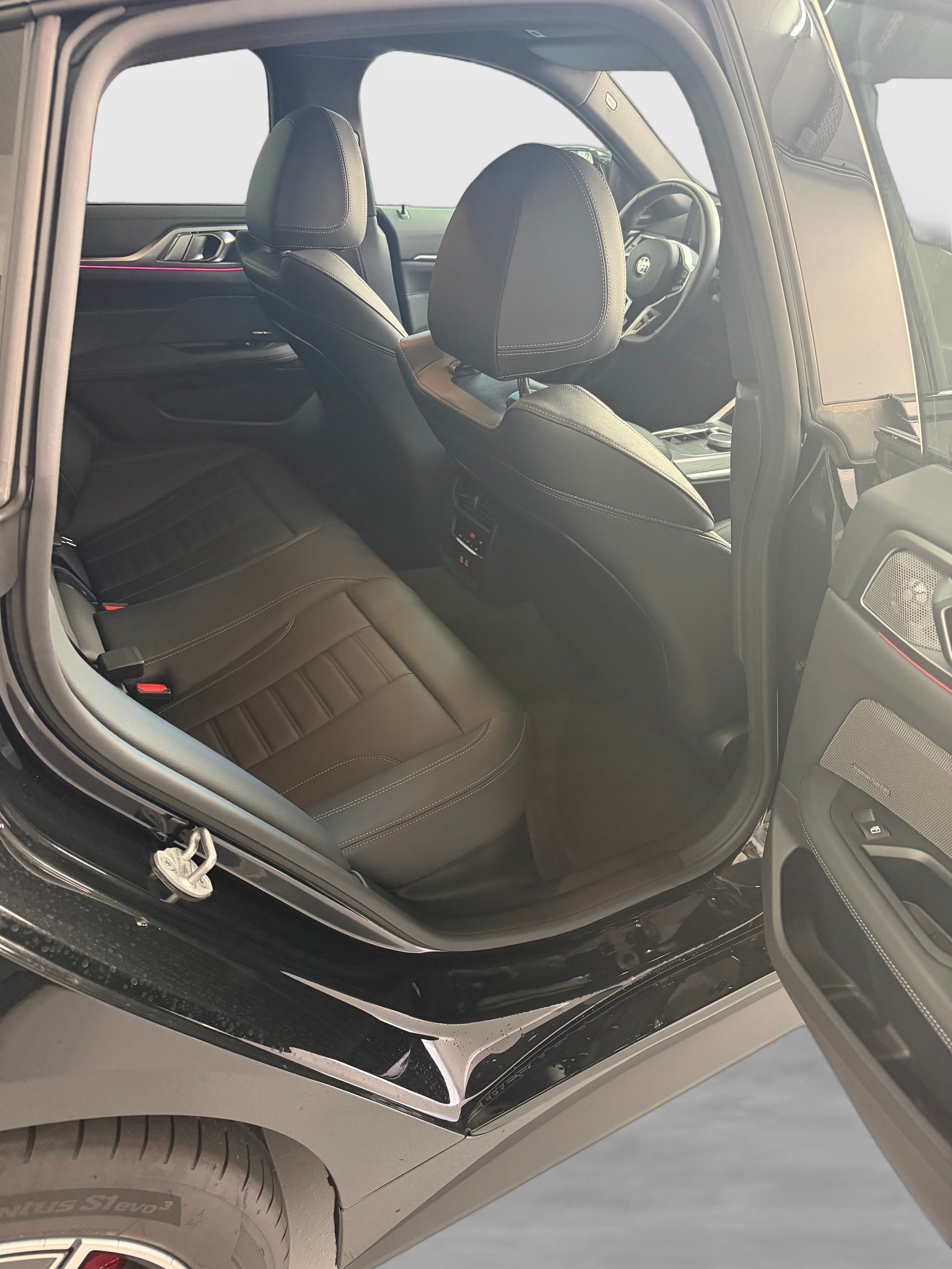 BMW 430d xDrive 48V Gran Coupé M Sport Pro Steptronic-image-13