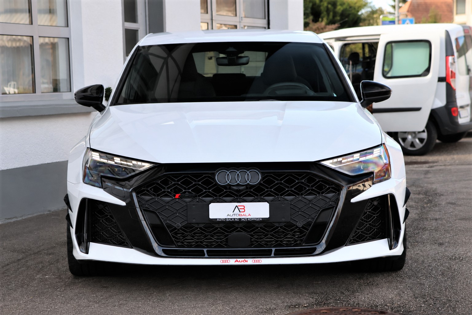 AUDI RS3 Sportback 2.5 TSI quattro S-tronic (CH)-showroom-element-1