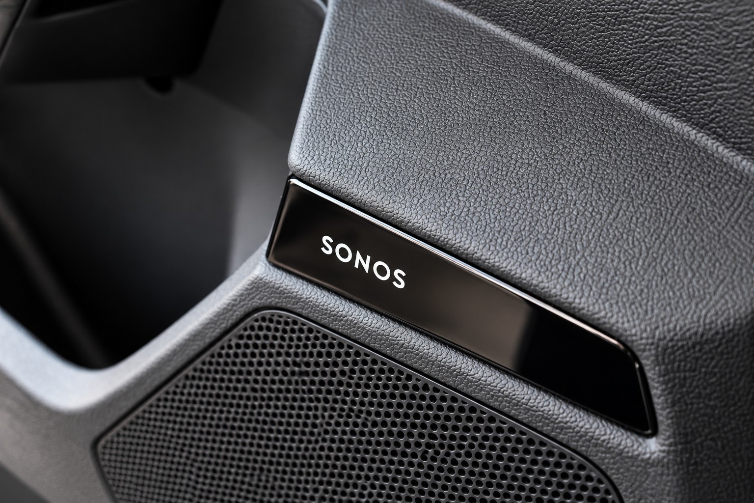 AUDI RS3 Sportback 2.5 TSI quattro S-tronic (CH)-image-13