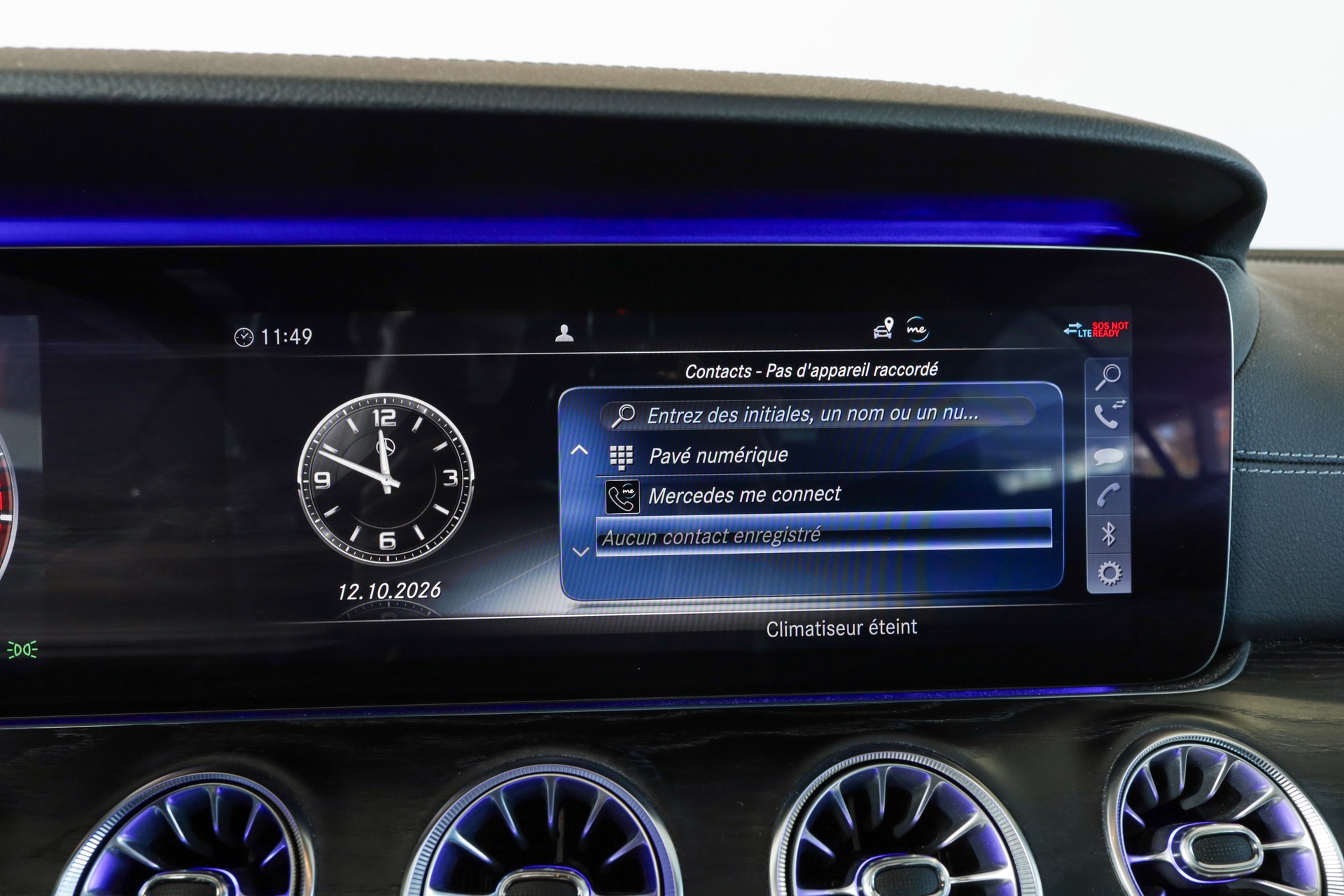 MERCEDES-BENZ E 200 Coupé AMG Line 4 Matic • Bleu cavansite • Toit panoramique • Burmester-image-14