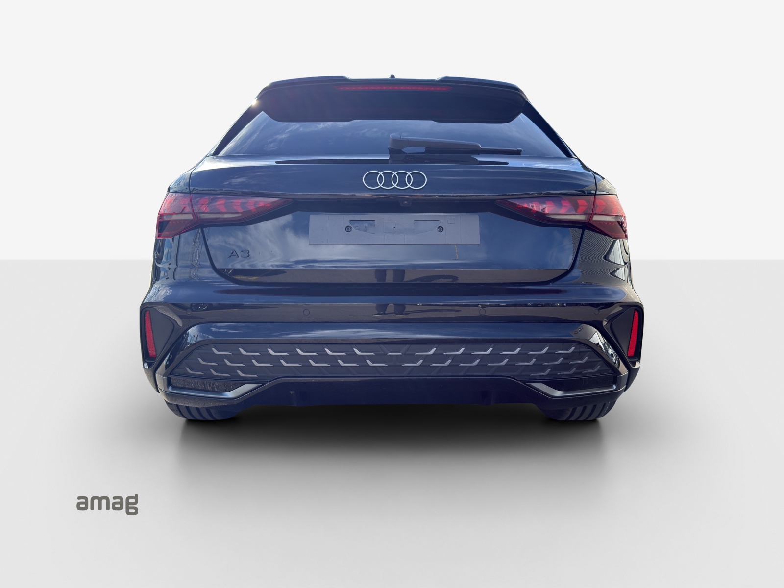 AUDI A3 Sportback TFSI 110 kW S line Attraction S tronic-showroom-element-3