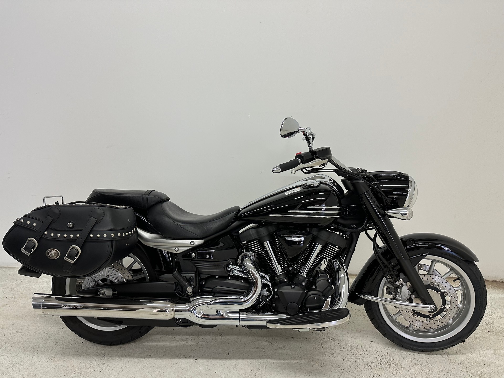 YAMAHA XV 1900 UBS Midnight Star
