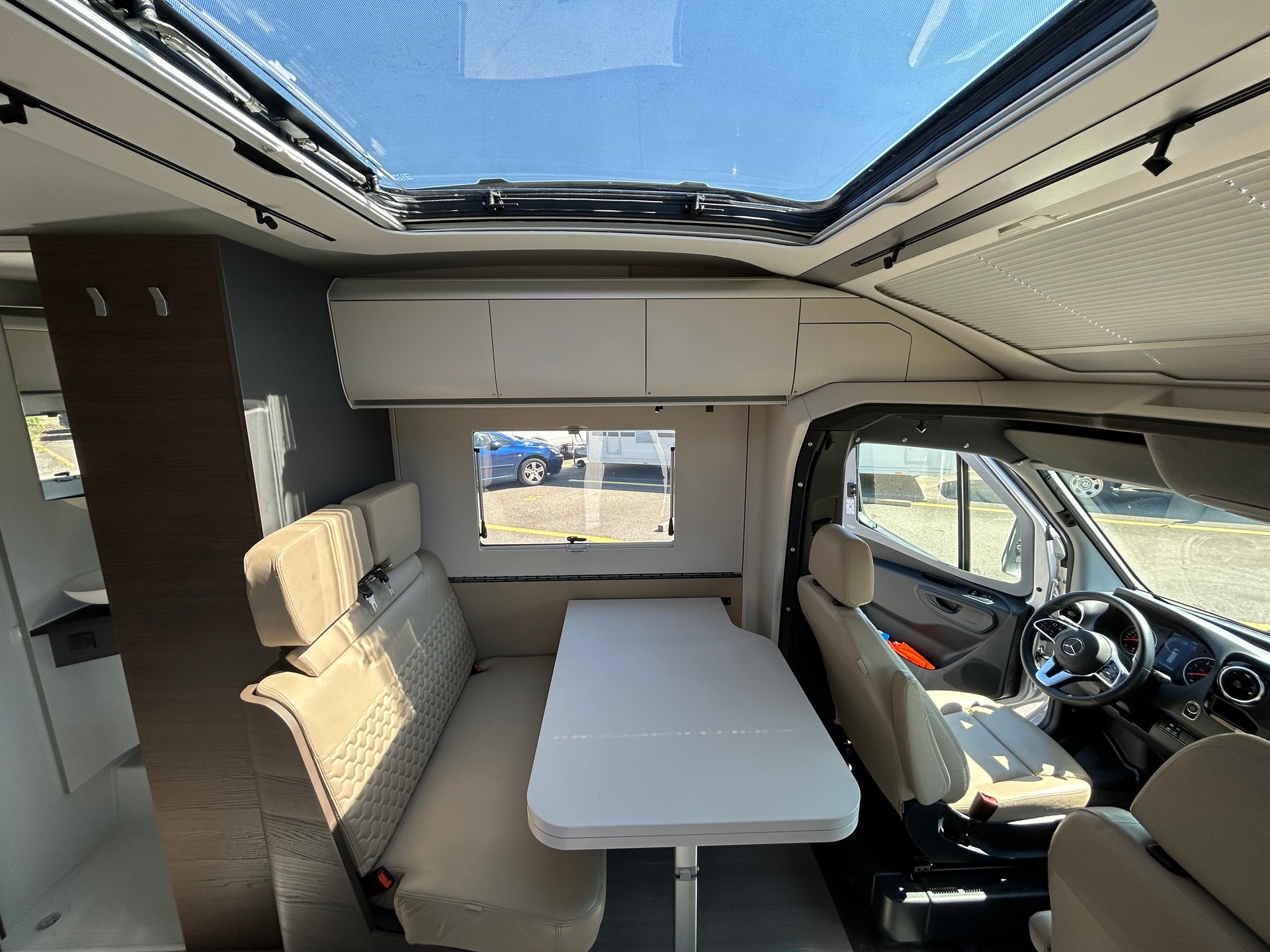 ADRIA Coral Supreme MB 650 SL-image-13