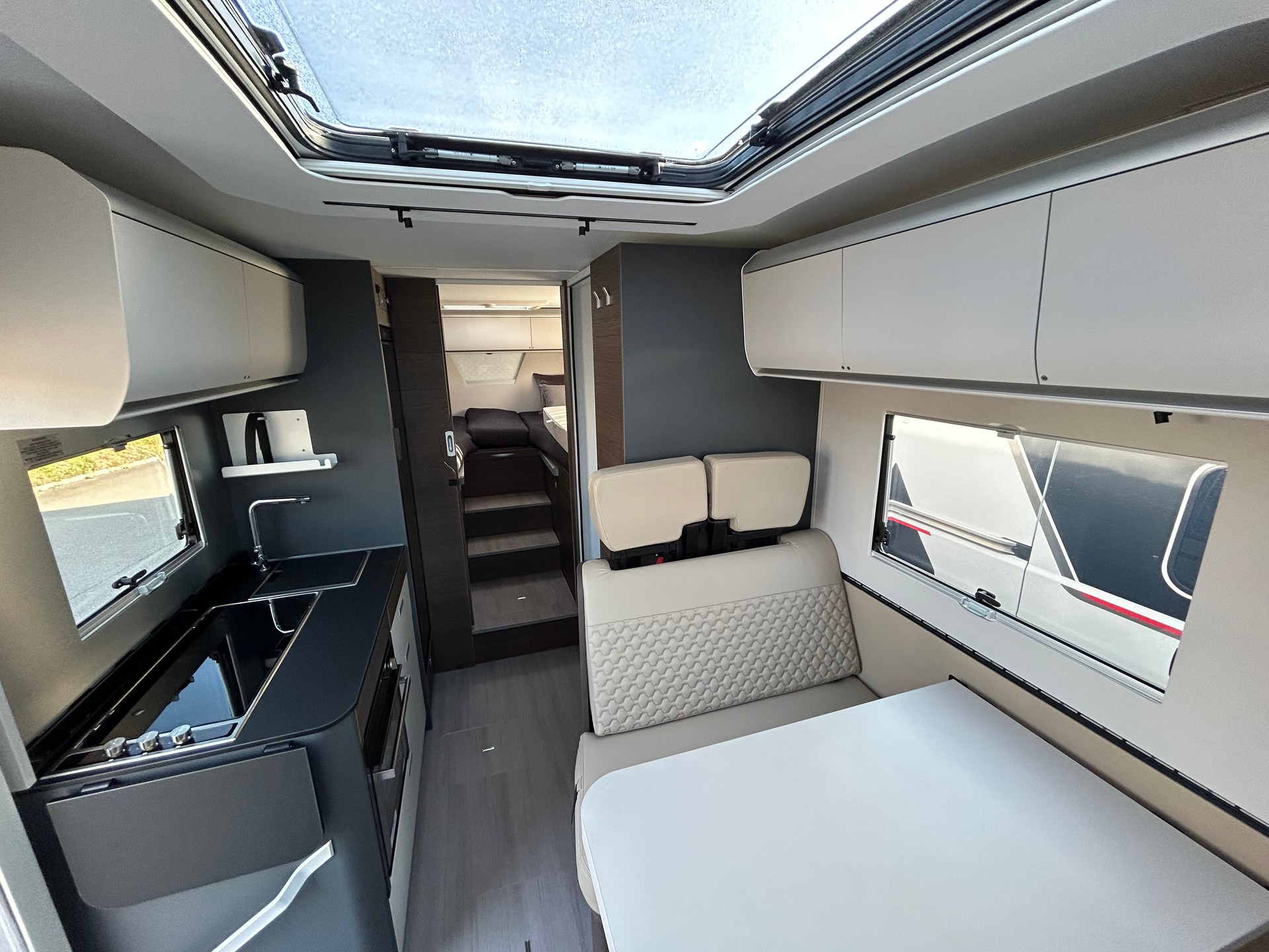 ADRIA Coral Supreme MB 650 SL-image-15