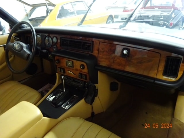 JAGUAR XJ6 4.2-image-7