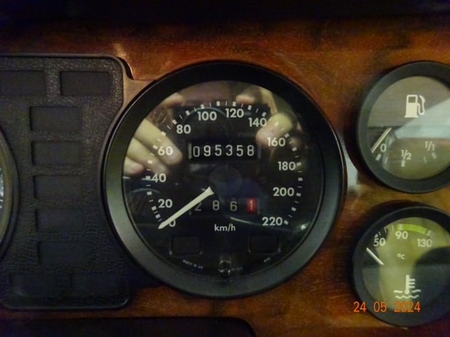 JAGUAR XJ6 4.2-image-4