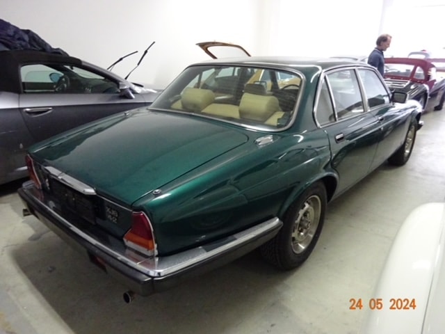JAGUAR XJ6 4.2-image-3