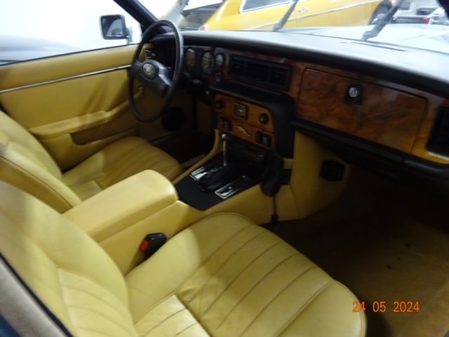 JAGUAR XJ6 4.2-image-6