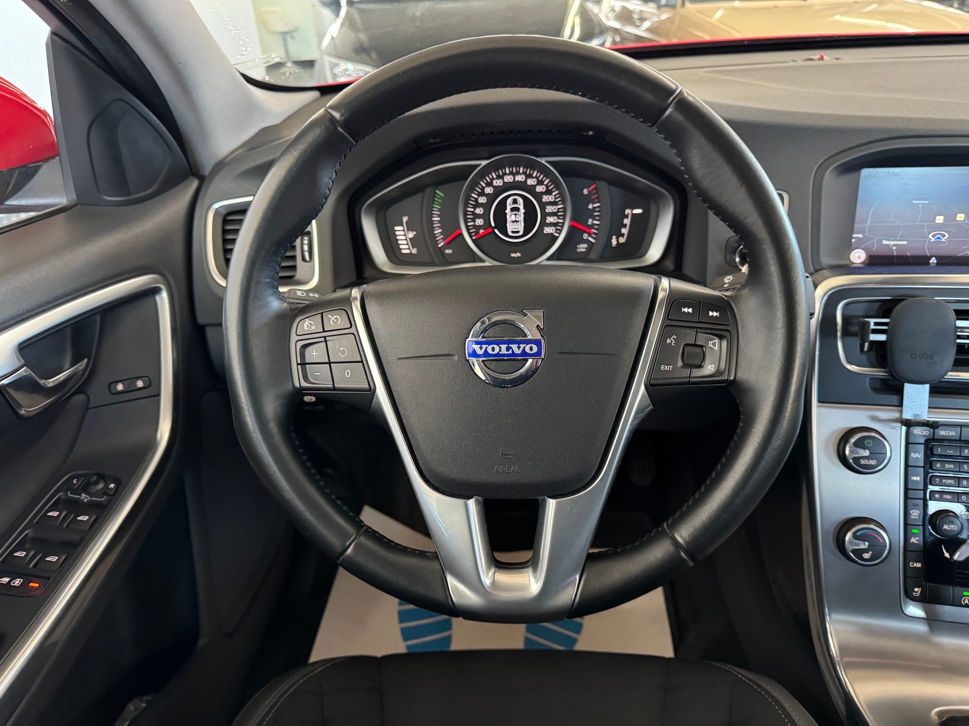 VOLVO S60 D3 Momentum Geartronic-image-20