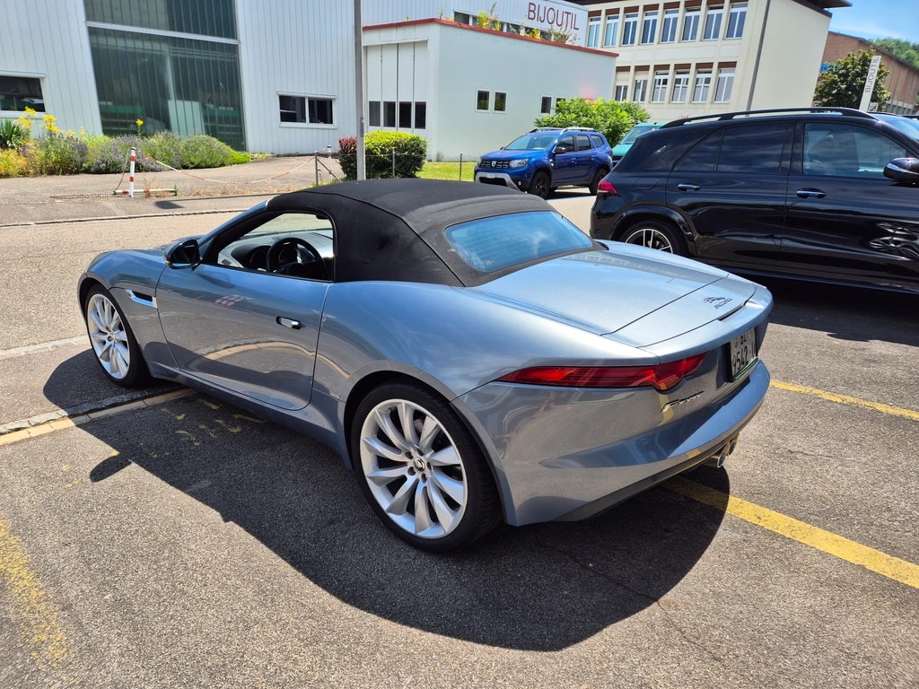 JAGUAR F-Type Convertible 3.0 V6 S/C-image-7