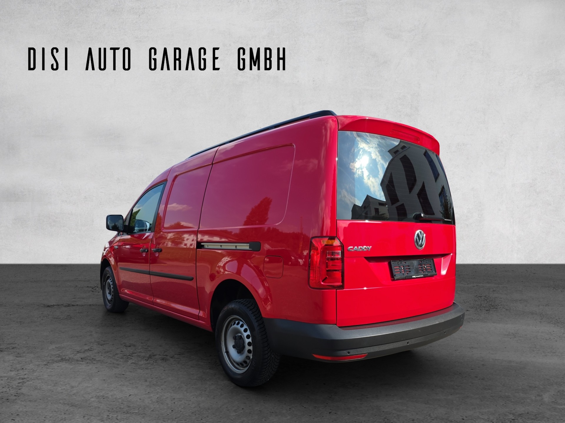 VW Caddy Maxi 2.0TDI BlueMotion Technology-image-13
