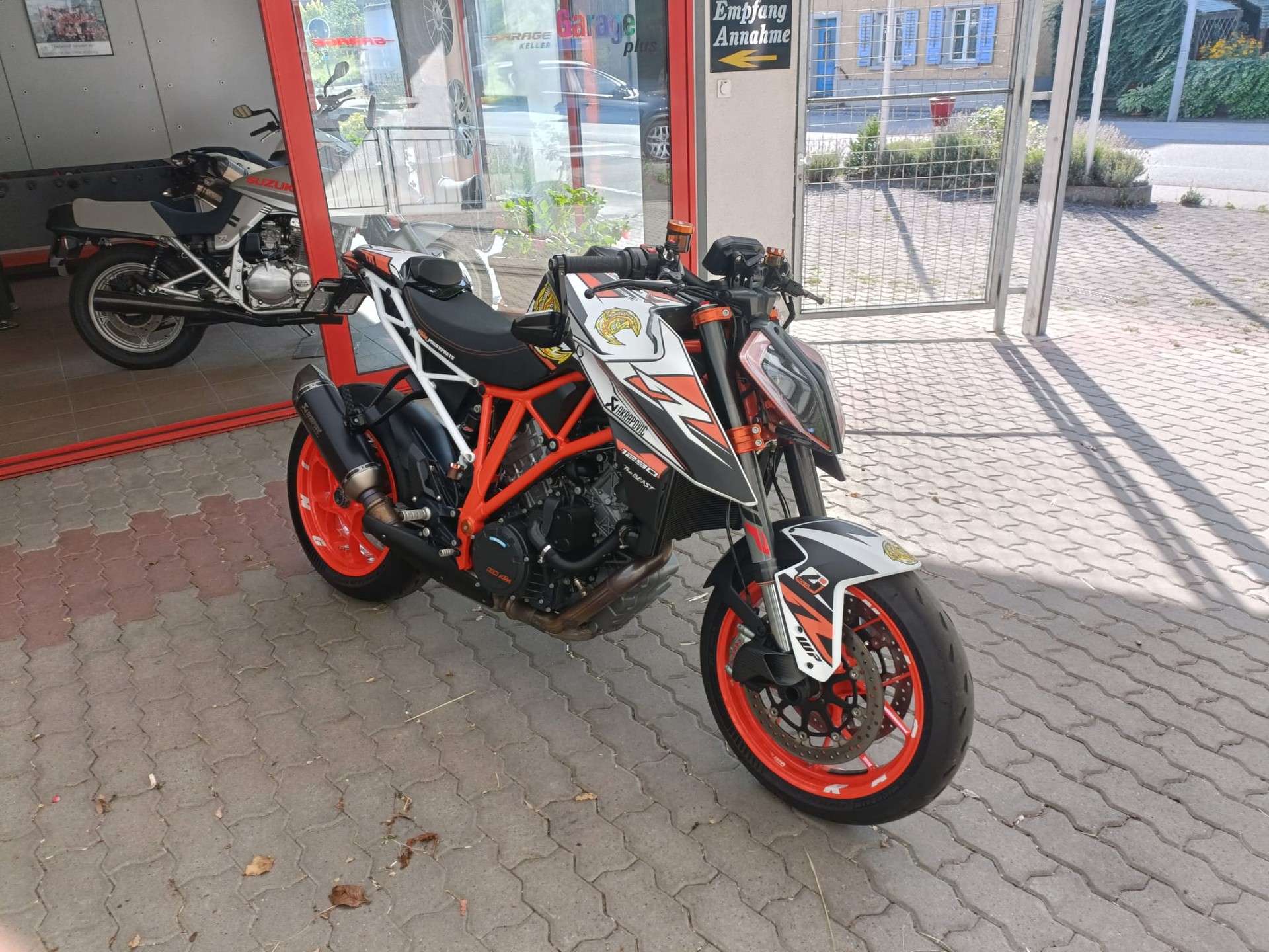 KTM 1290 Super Duke R-image-0