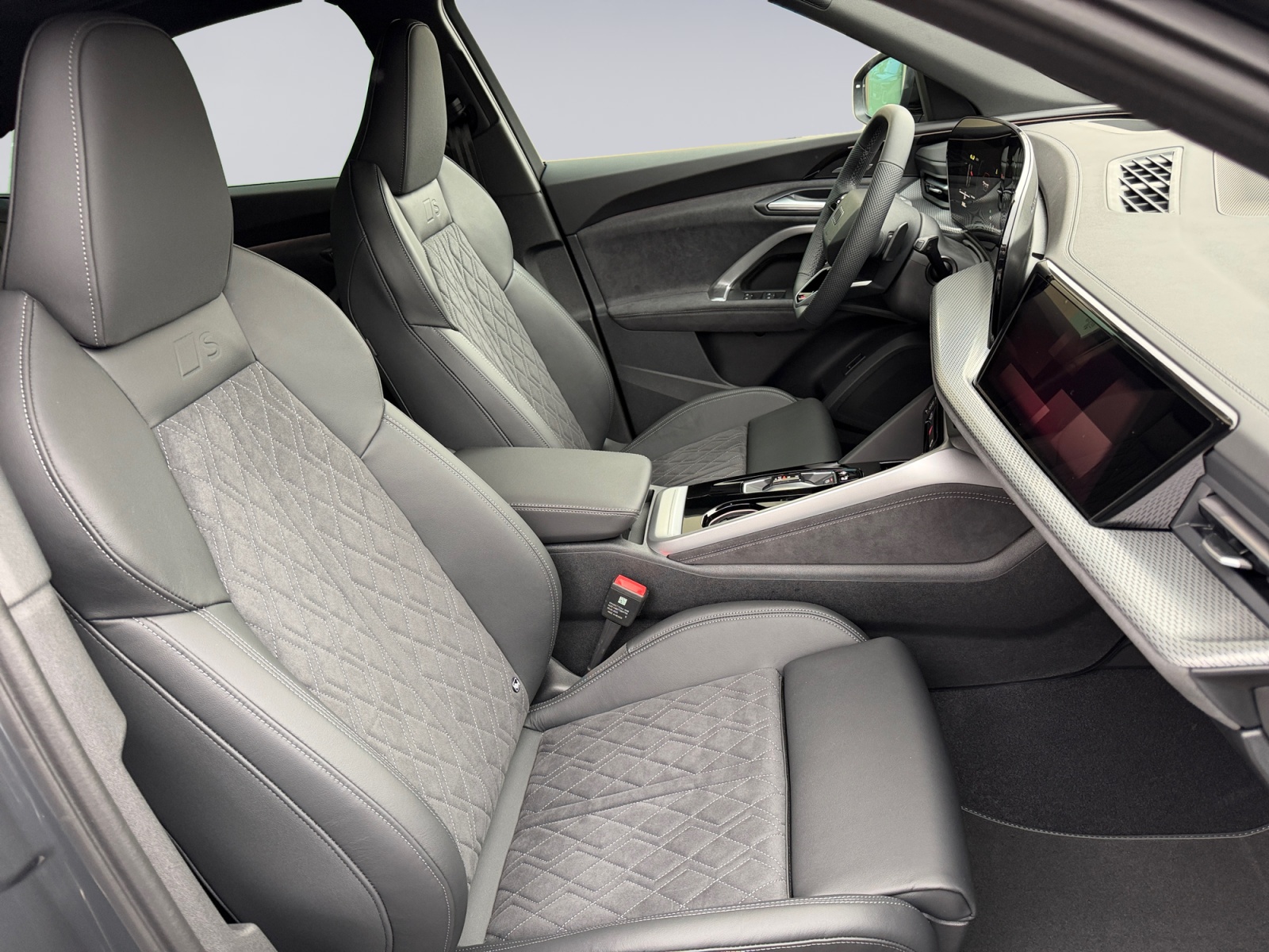 AUDI Q5 Sportback TFSI quattro 150 kW S-tronic-image-11