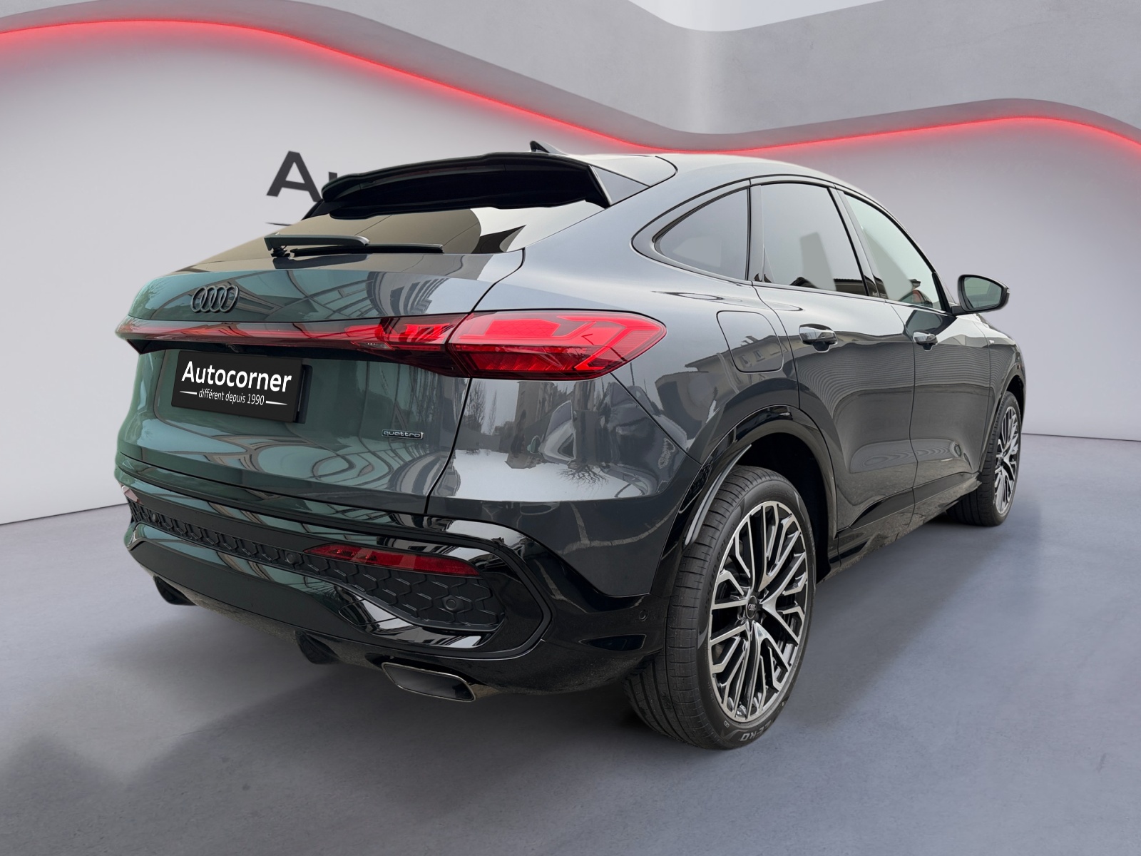 AUDI Q5 Sportback TFSI quattro 150 kW S-tronic-image-4