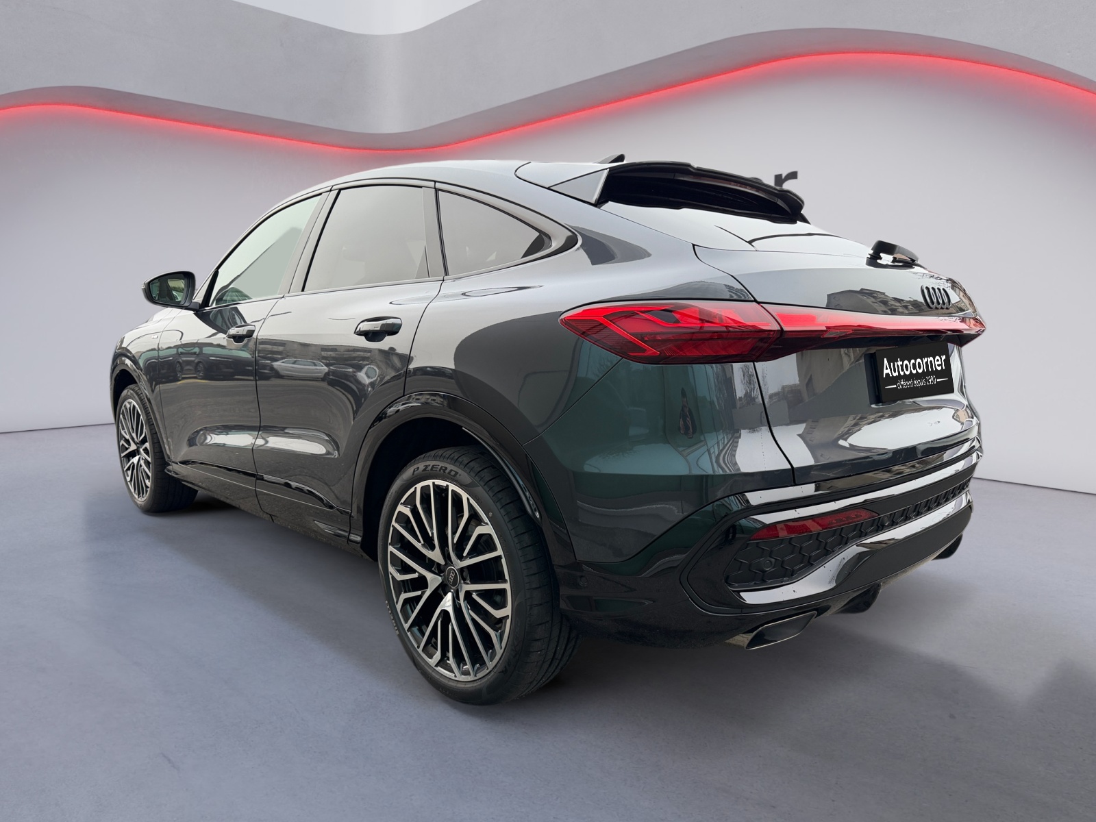 AUDI Q5 Sportback TFSI quattro 150 kW S-tronic-image-2