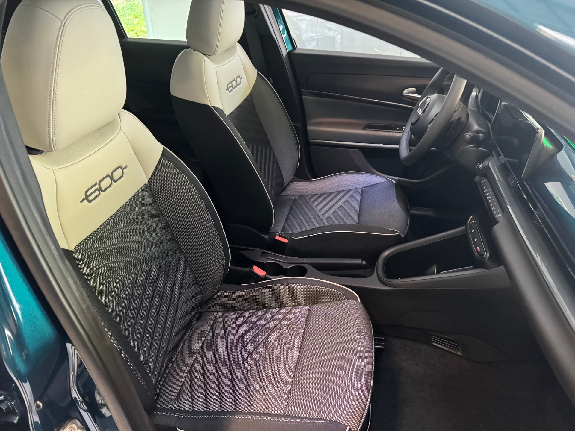 FIAT 600h MildHybrid Cult-image-5